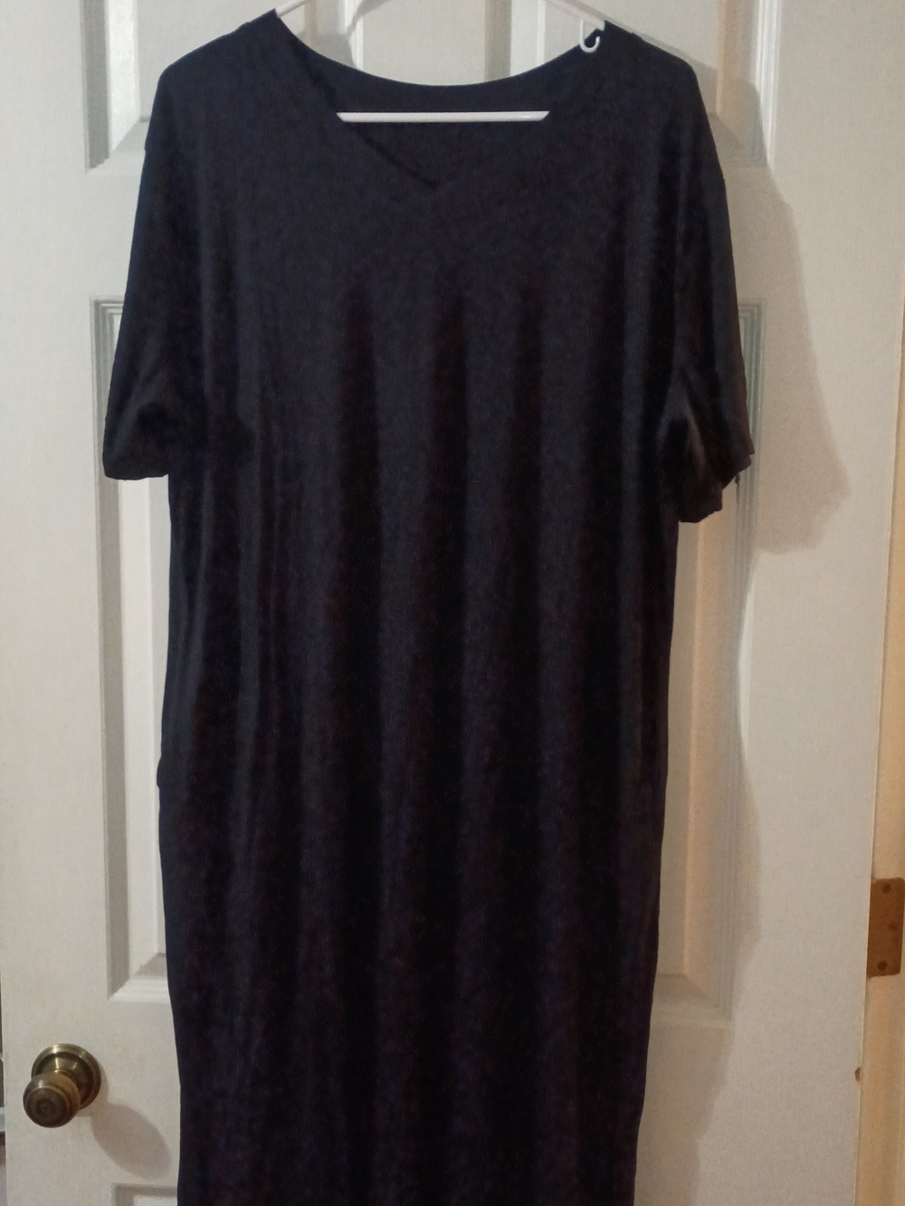 Simple V-Neck Short Sleeve Black Dress
